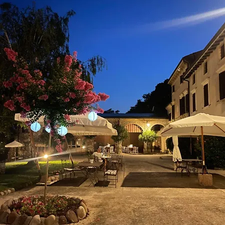 Corte Marzago Mit Pool Naehe Gardasee (adults Only) Hébergement de vacances *